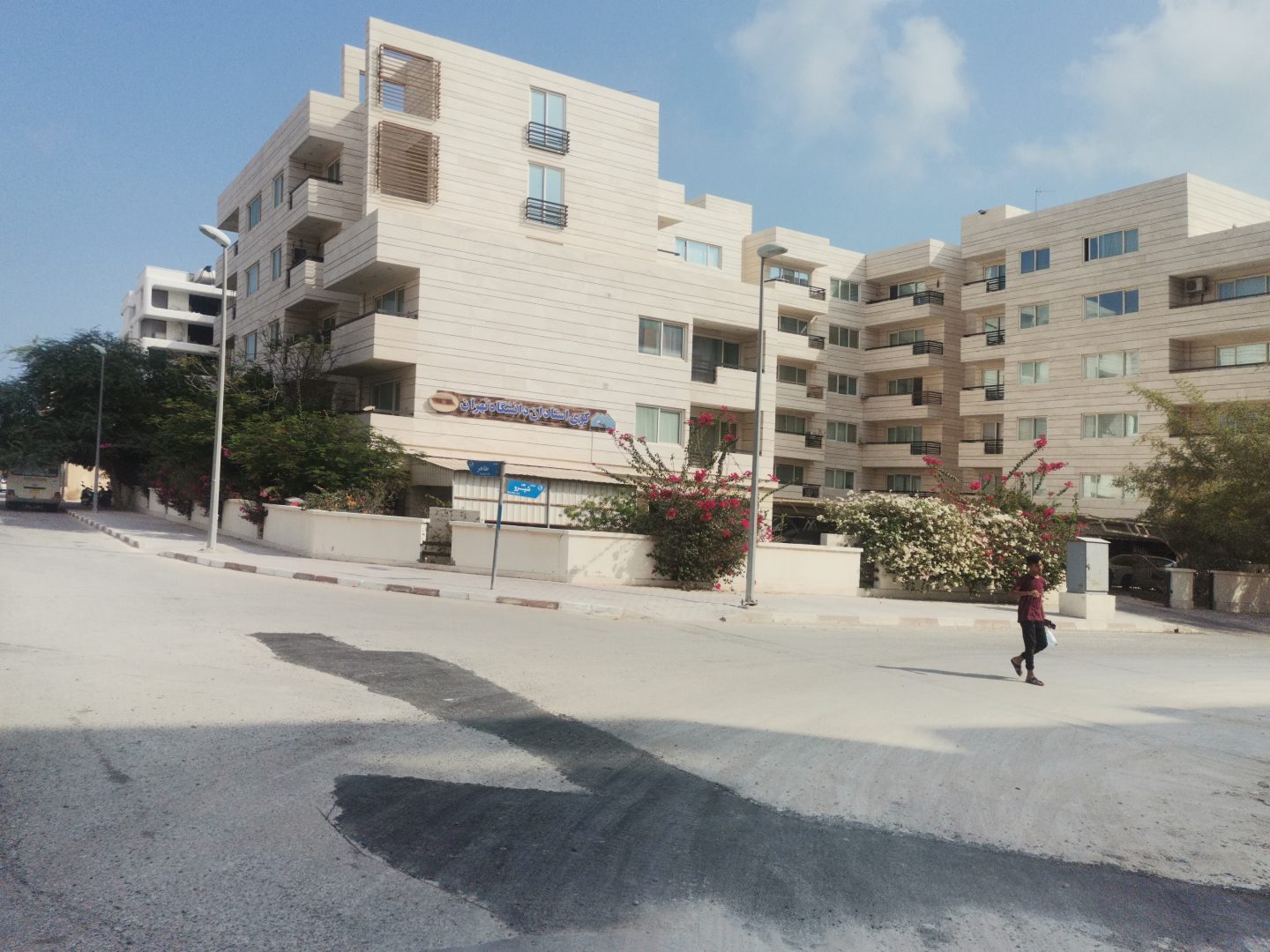 فروش آرین ۲ سرو ۱۱ فرنیش آشپزخانه در جزیره کیش