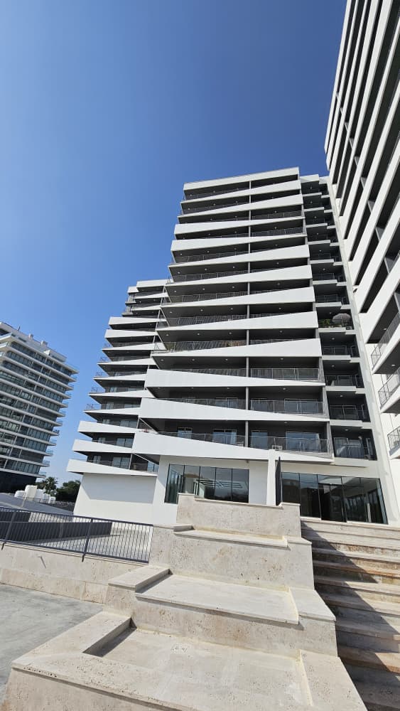 برج فروردین