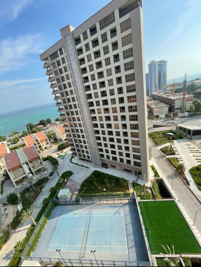 فروش واحد ۲ خوابه در برج رویای کیش – طبقات بالا با دید دریا و جزیره