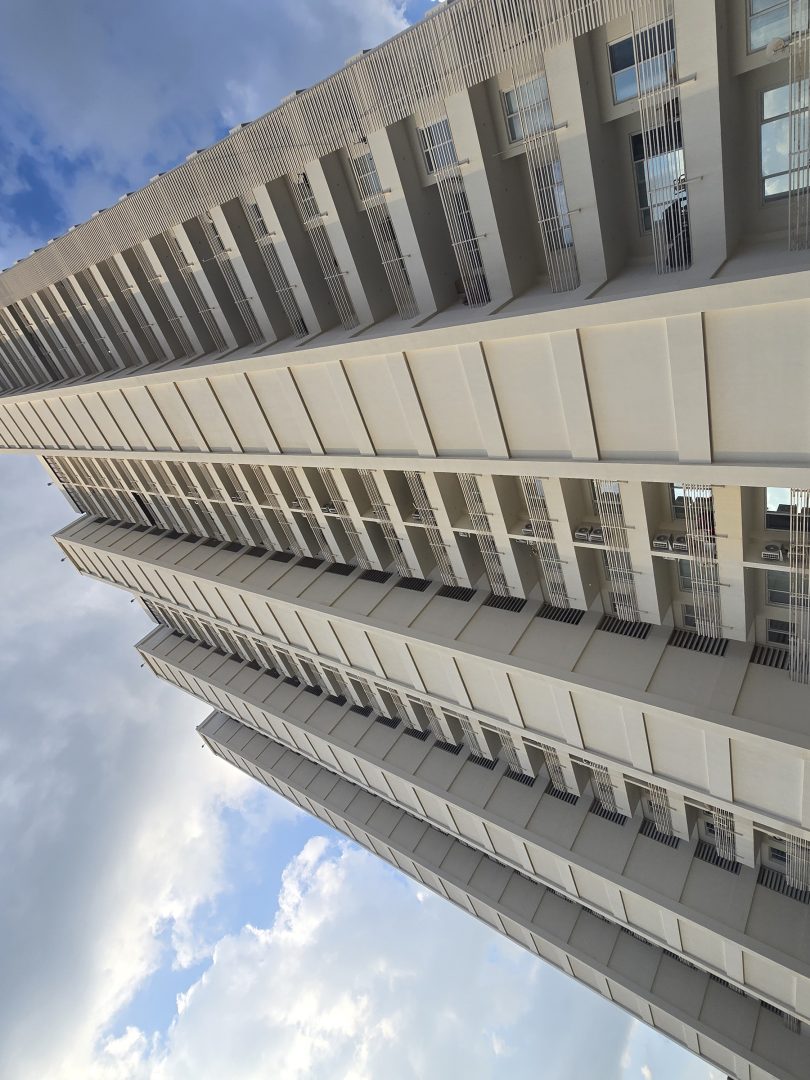 فروش یک خواب دید عالی و ابدی دریا / برج دامون ساحلی ۲ / کیش