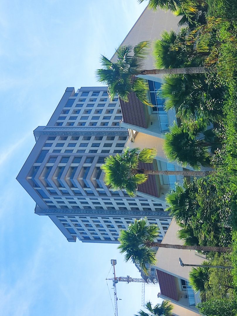 فروش برج رویاکیش یک خواب محمد آزاد