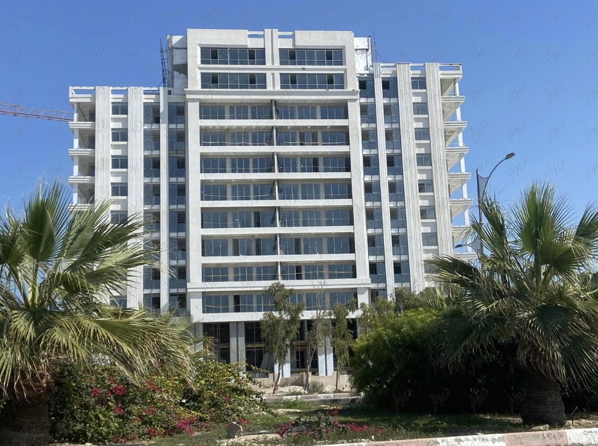 فروش فوری آپارتمان ۹۵ متری دو خوابه در برج آبان سان‌ست با چشم‌انداز ابدی دریاجزیره کیش