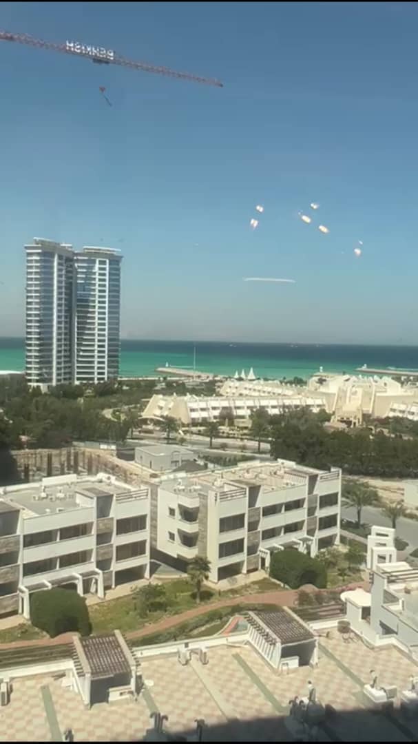 برج دانا یک خواب