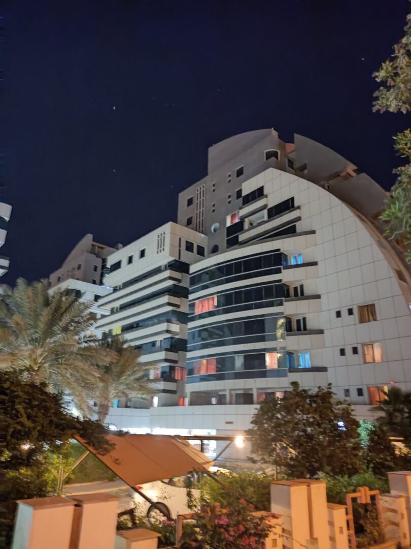 فروش برج سارا جزیره کیش