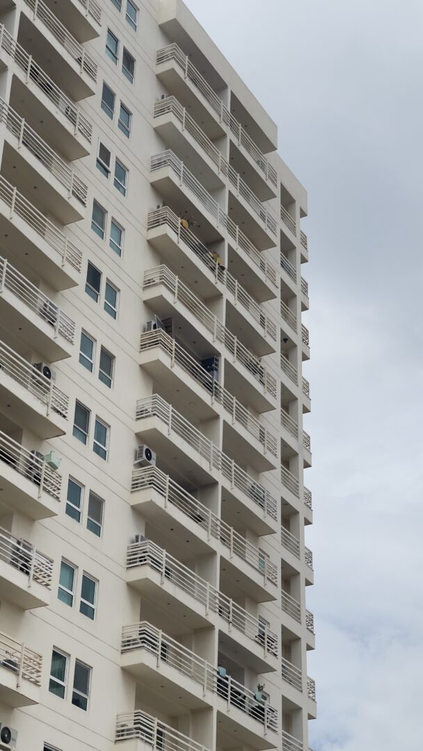 فروش آپارتمان دامون کیش ایر