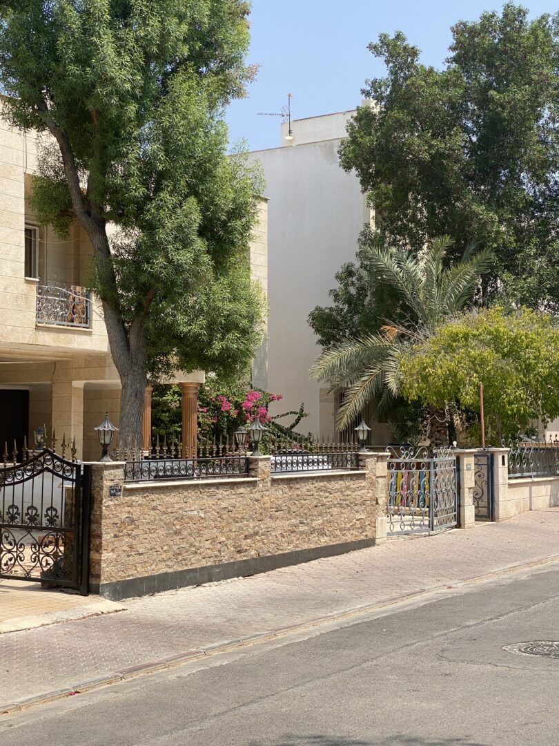 فروش ویلا آپارتمان ۹۵متر دوخواب/تاپ لوکیشن/شهرک صدف ۲