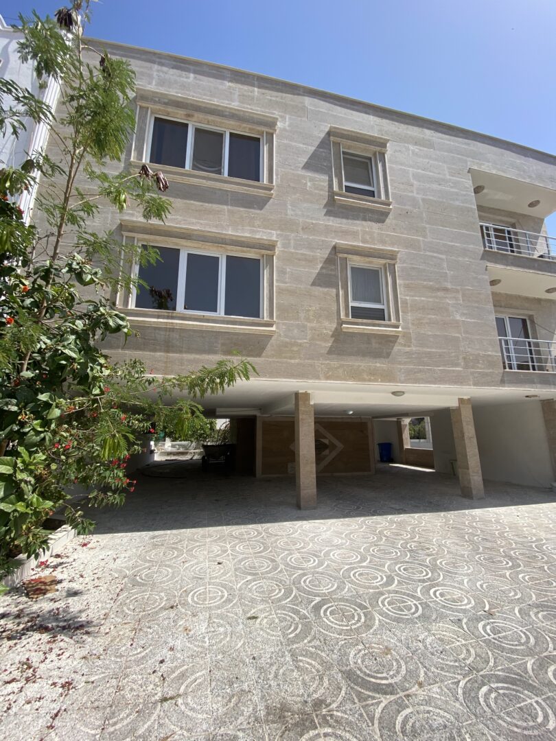 فروش ۲۴۰متر بنا/۴واحد بلوک یکجا/شهرک صدف