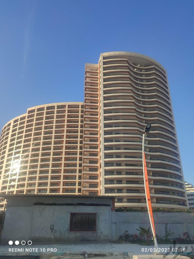 فروش اقساطی برج پرشین ساحلی دوخواب دید دریا کیش