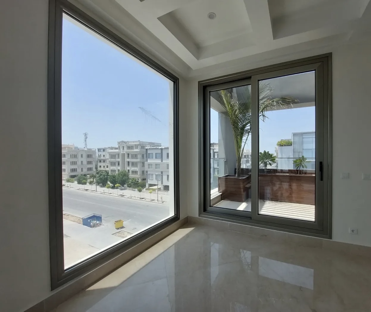 فروش سه خواب لاین وی ای پی پاسارگاد دید دریا جزیره کیش