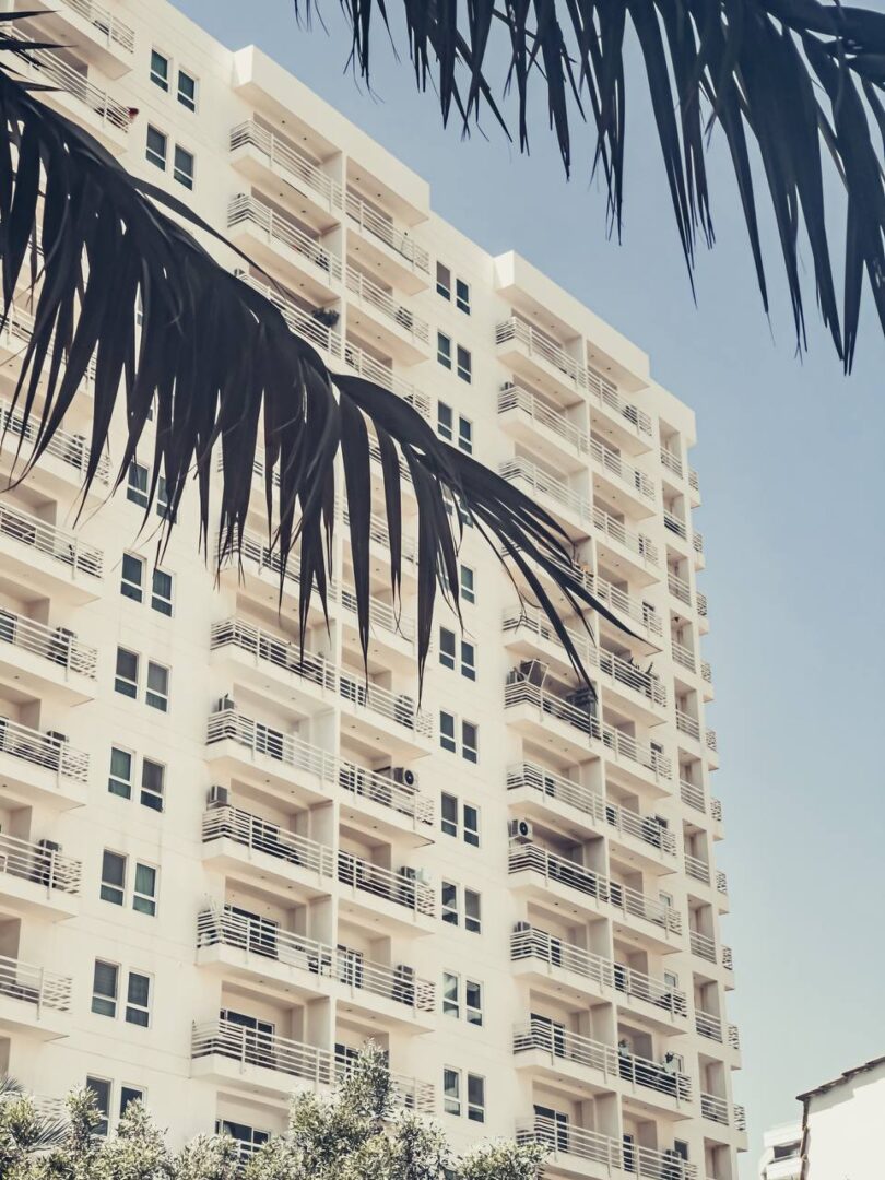 فروش آپارتمان لاکچری در دامون ساحلی ۲ کیش | ۷۲ متر، دید دریا، طبقه ۴”