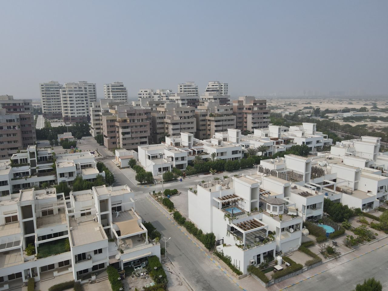 رهن و اجاره دهکده ساحلی