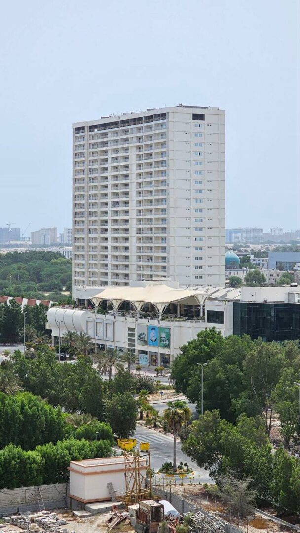 خرید و فروش/منطقه دامون کیش/برج دامون ساحلی ۲ /۱۰۳ متری/ دید دریا/برج نو ساز