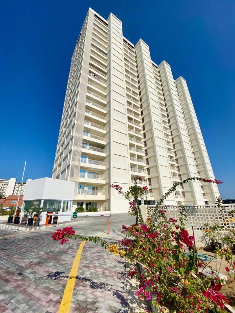 فروش/خرید/کیش-منطقه دامون/برج دامون ساحلی ۲/ ۱ خواب/دید جزیره/کلید نخورده/آشپزخانه فرنیش