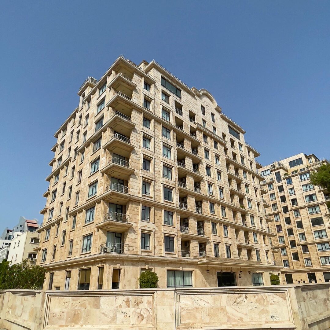 فروش ٦٠ متري برج سينا صدف