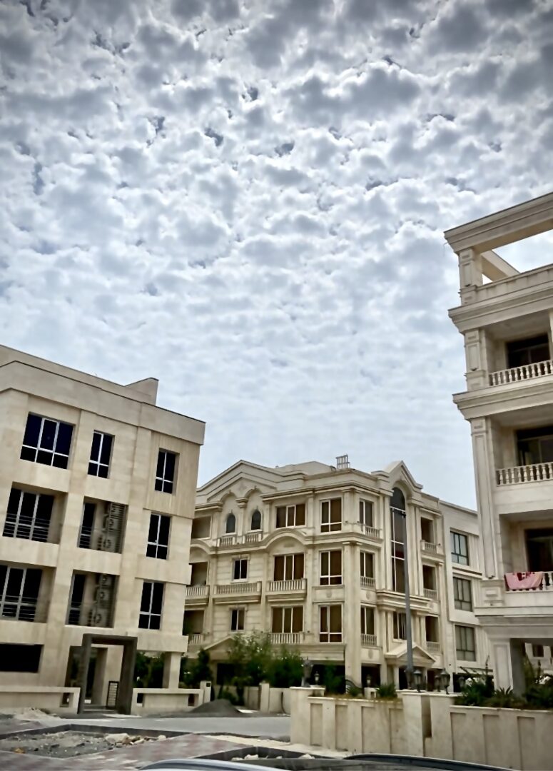 فروش ١٠٠ متري فاز ٧