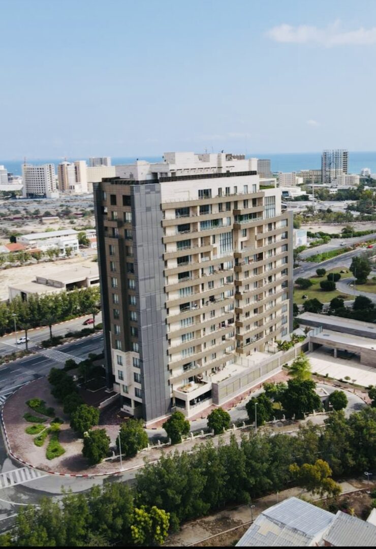 رهن و اجاره ١١٤ متري *برج آينده ساز*صدف