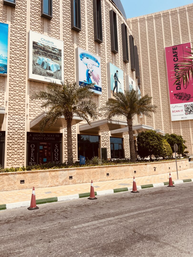 فروش غرفه در بازار بزرگ میکامال