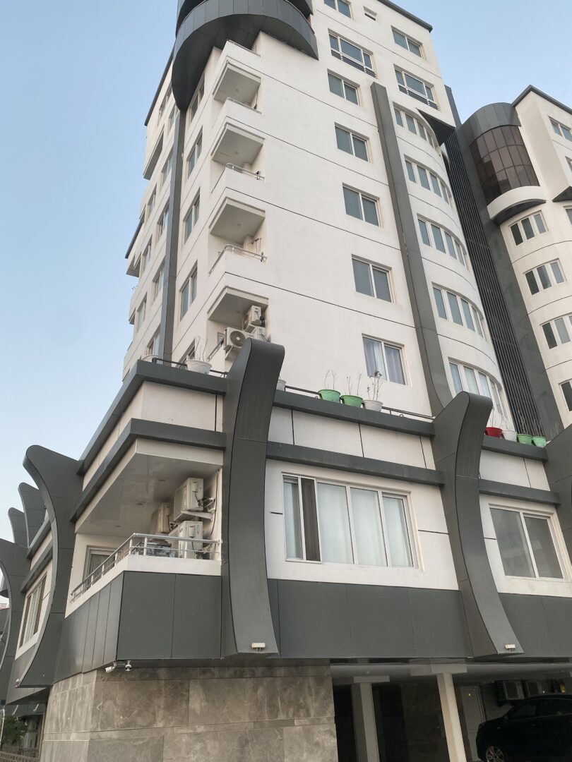 فروش 110 متر 3 خواب/سرمایه گذاری/مجتمع ساحلی