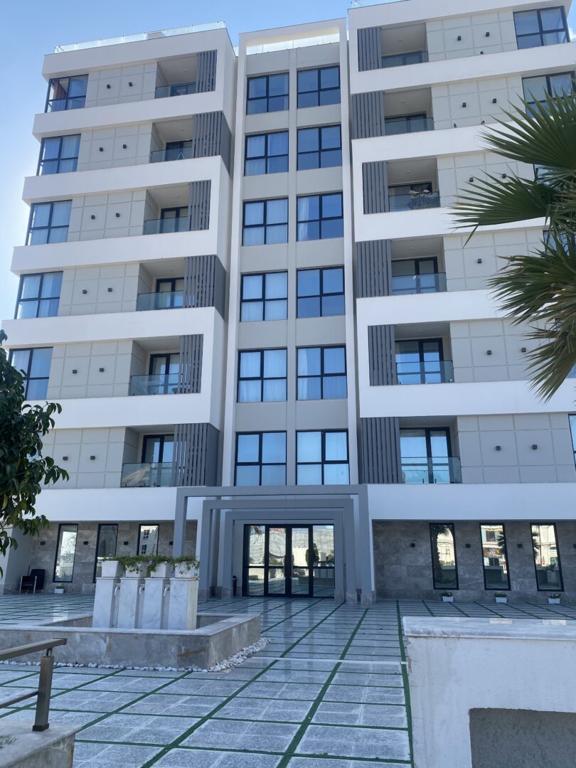 فروش 76متر دوخواب/کلید نخورده/فاز ۷ صدف