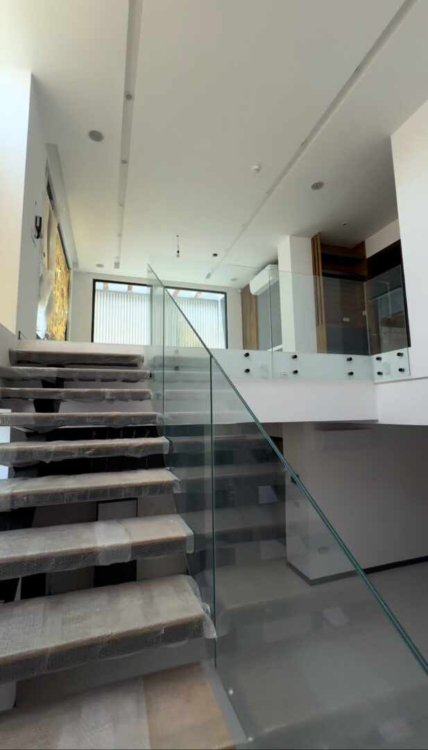 دوبلکس ۱۶۸ متری ۳ خوابه فاز ۷ صدف