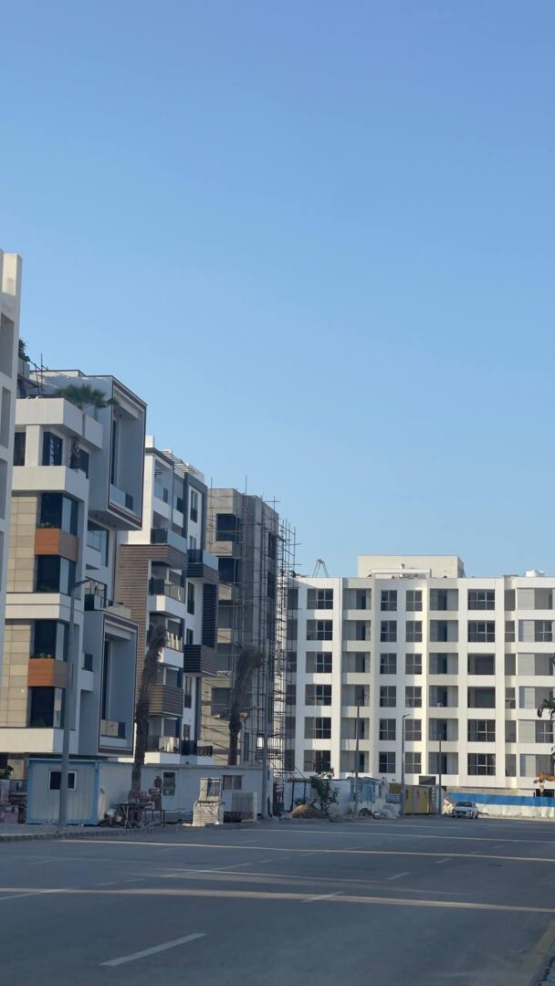 فروش آپارتمان لوکس فرهیختگان ۲ ۱۳۰متر /سه خواب دیزاین شده