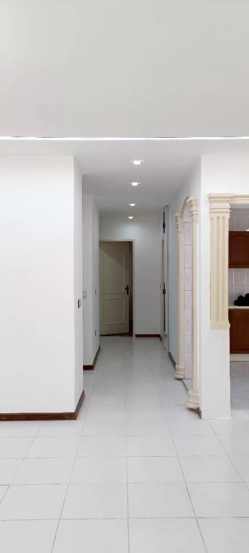 🏡 فروش آپارتمان ۱۰۹ متری دوخواب در فاز ۲ شهرک صدف – بازسازی شده