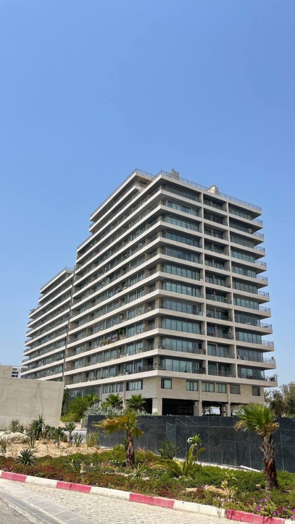 فروش واحد یک‌خوابه فول‌فرنیش در برج خرداد ستاره کیش | طبقات فوقانی با ویو عالی