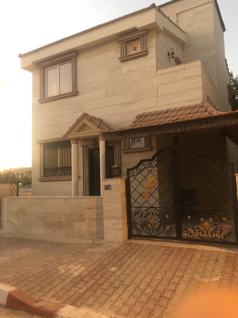 ویلایی دوبلکس/سه خواب/بازسازی شده