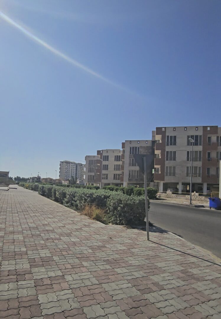 جزیره کیش مجتمع خورشید ۶۴متر