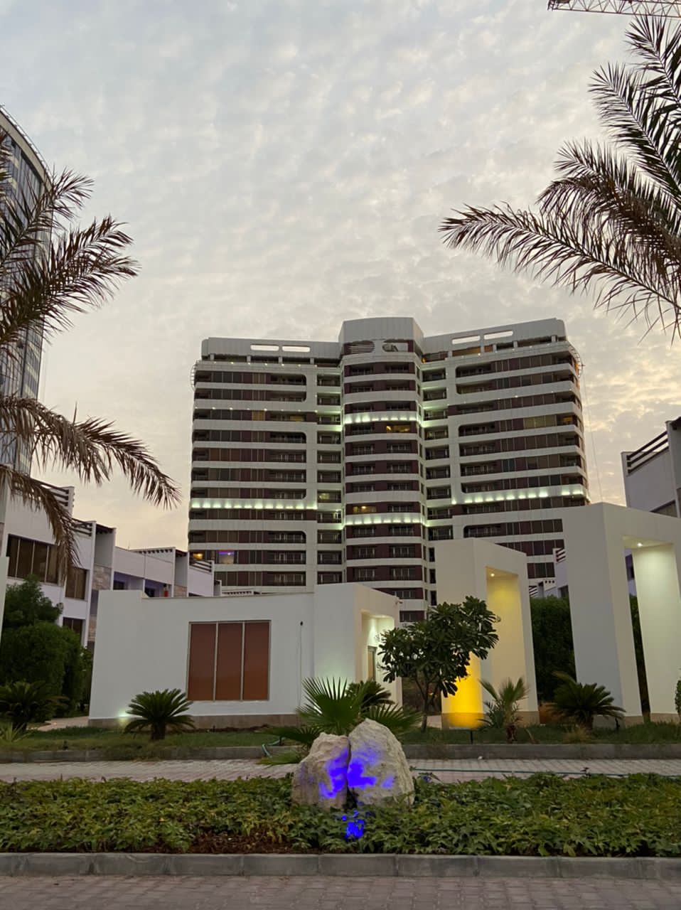 فروش واحد دوخواب در ساحل مرجان برج سایه