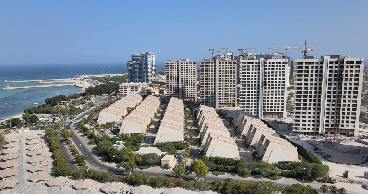 فروش برج رویای کیش ساحل مرجان 146 متر سه خواب