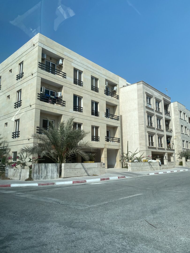 فروش ملک کیش شهرک نوبنیاد سه ۸۱ متر