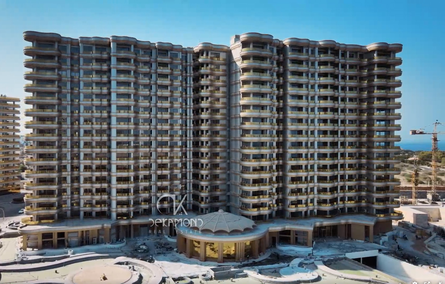 🏡 واحد ۲۸۵ متری در برج طلایی دو، کیش