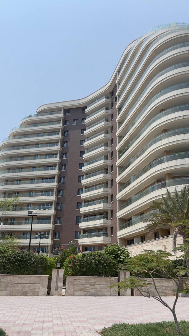 فروش واحد دوخوابه در پارسیس بلوک B