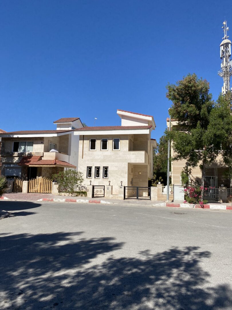 ویلایی F2 در رسالت ۴ – 200 متر زمین و 150 متر بنا