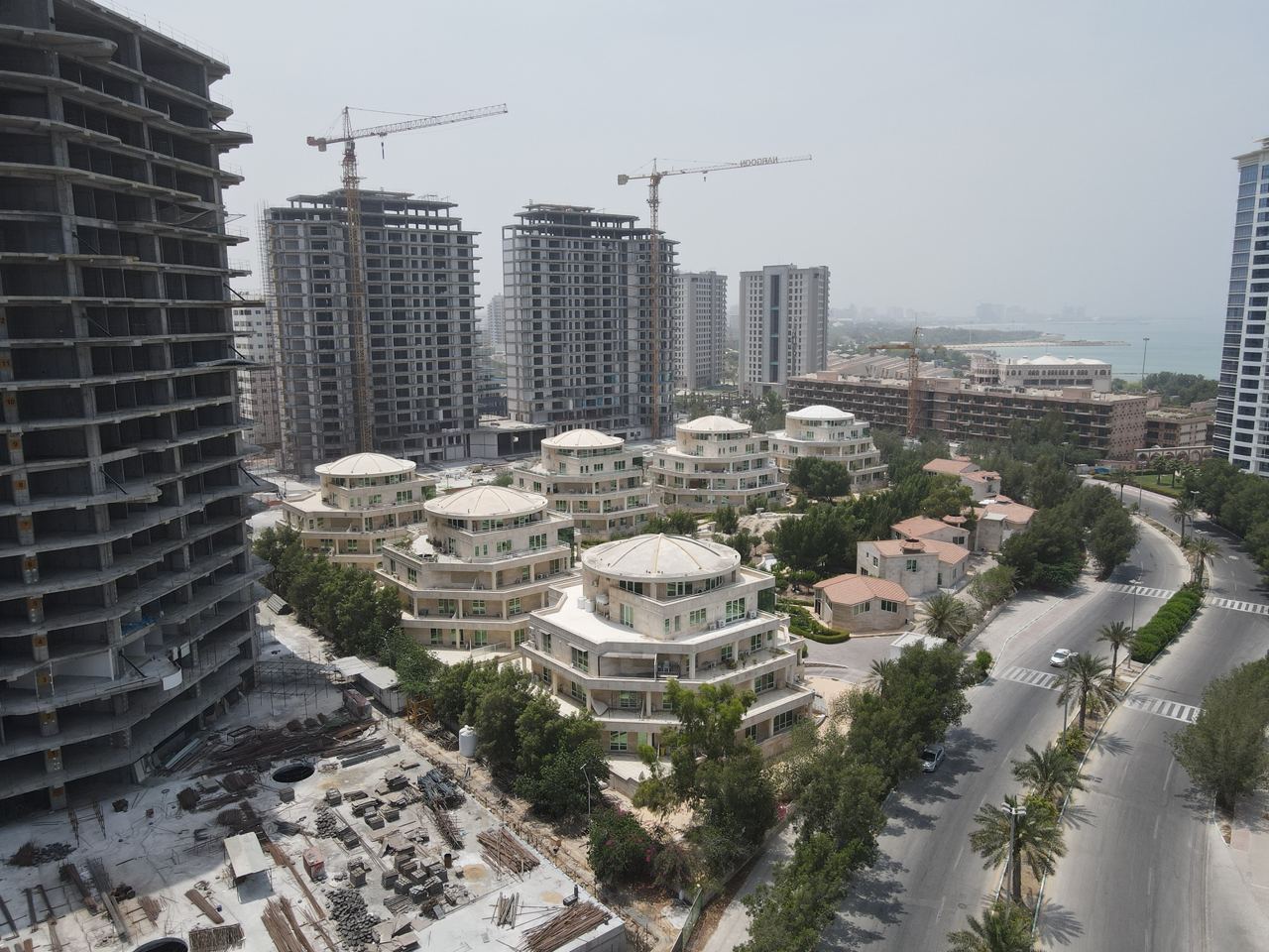 آپارتمان سه خواب در آناهیتا ۴ – 170 متر