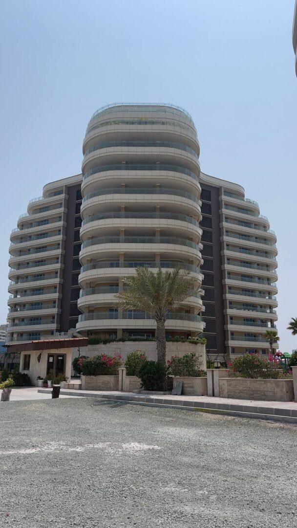 فروش واحد ۲۱۵ متری در برج پارسیس